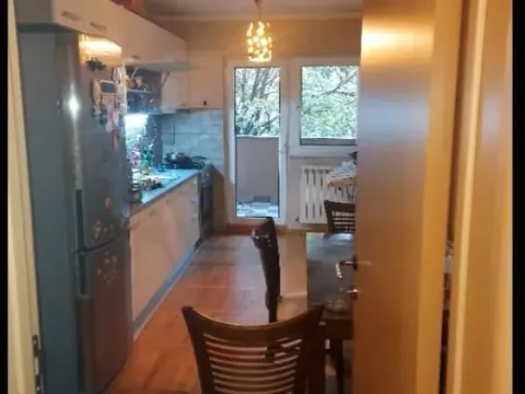 Prodaja, trosoban stan, 90m², Karaburma, Palilula Sve Podlokacije - image 2