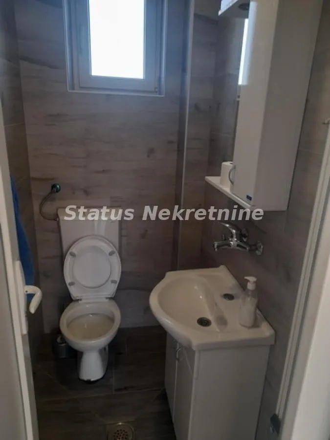 Rent, office space, 528m², Rumenka, Novi Sad Sve Podlokacije