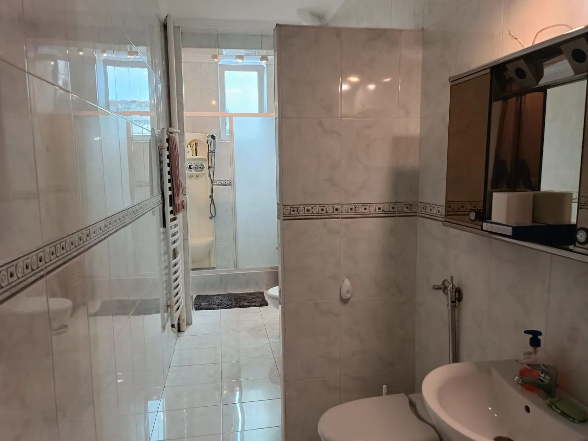 Prodaja, trosoban stan, 101m², Vračar Sve Podlokacije, Beograd