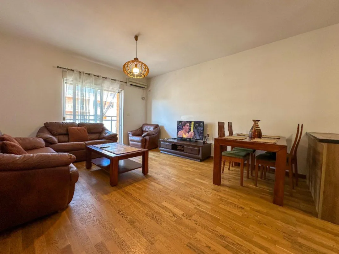 Izdavanje, jednosoban stan, 52m², City Kvart, Podgorica