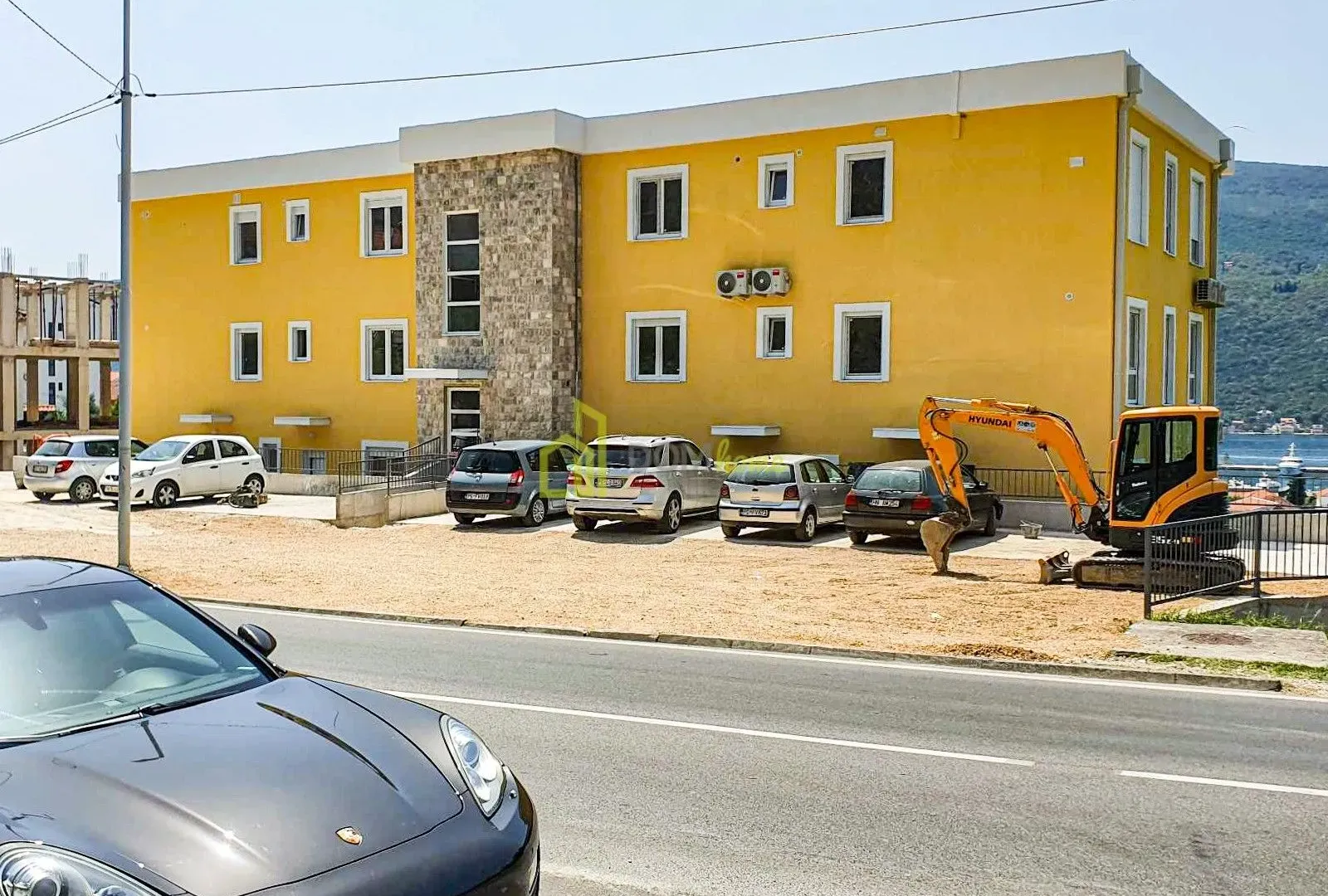 Prodaja, dvosoban stan, 70m², Đenovići, Herceg Novi