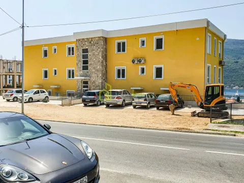 Prodaja, dvosoban stan, 70m², Đenovići, Herceg Novi - image 4