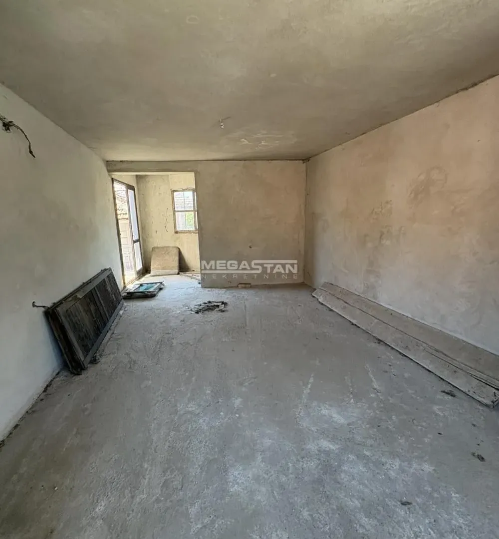 Prodaja, kuća, 414m², Mali Mokri Lug, Zvezdara Sve Podlokacije