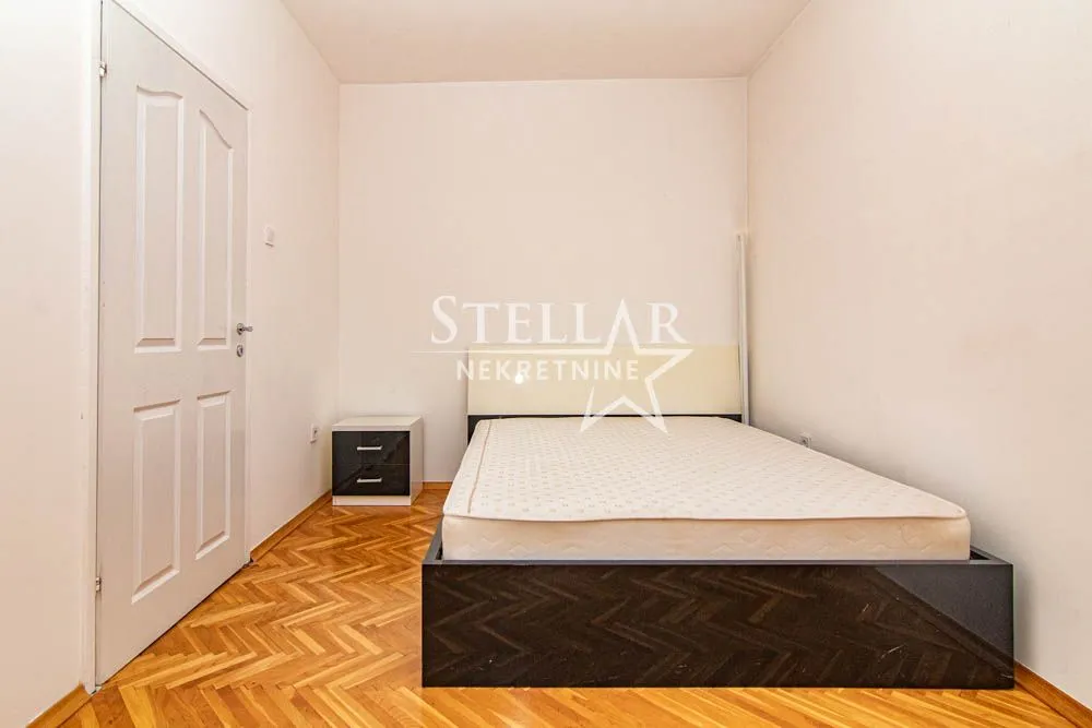 Izdavanje, kuća, 250m², Zagorič, Podgorica