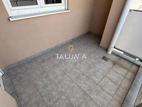 Sale, one bedroom apartment, 46m², City Kvart, Podgorica - image 11