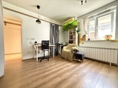 Prodaja, dvosoban stan, 30m², Crveni Krst, Beograd - image 1