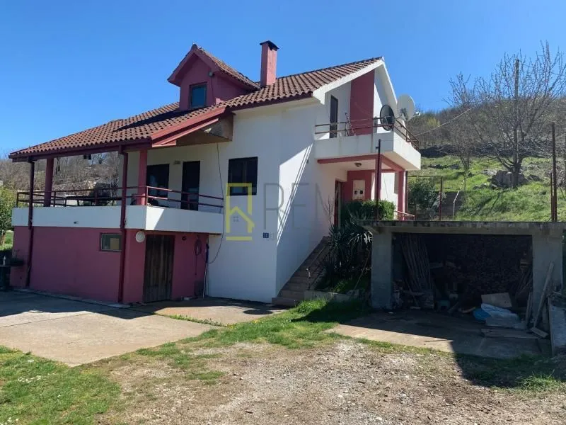 Sale, house, 120m², Tološi, Podgorica