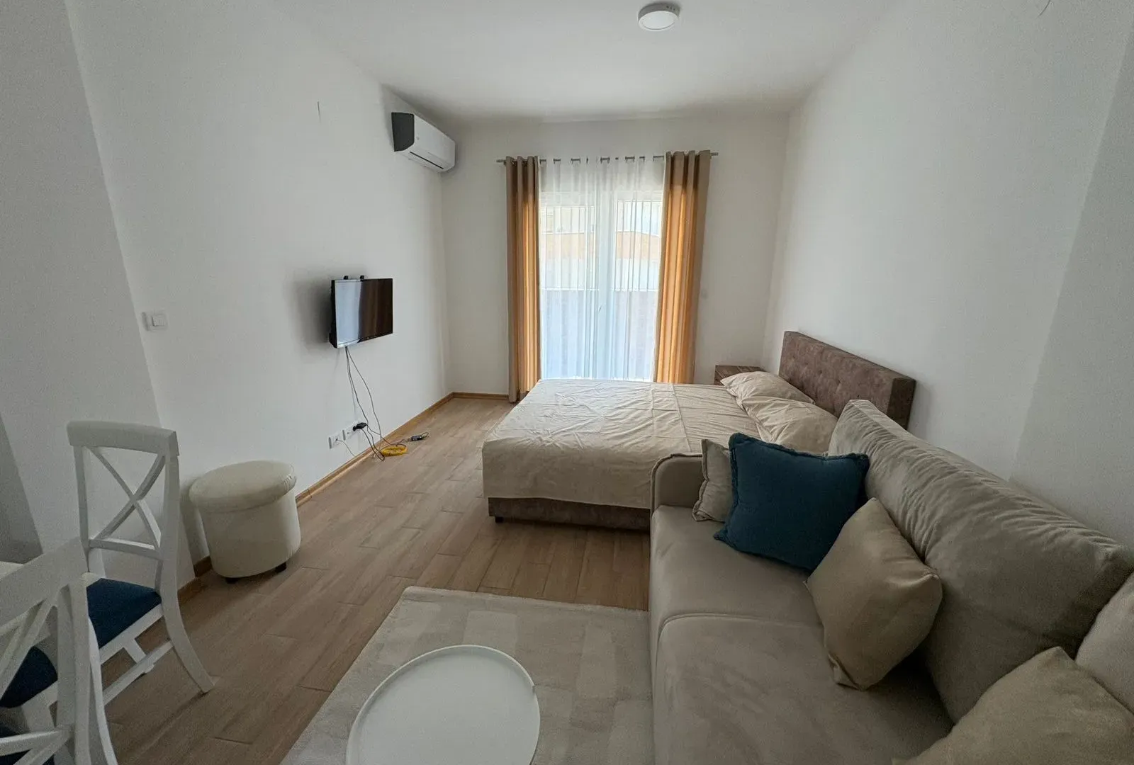 Rent, studio apartment, 38m², Centar, Budva