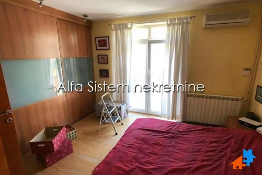 Rent, house, 250m², Voždovac Sve Podlokacije, Beograd