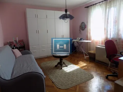 Prodaja, kuća, 216m², Gloždak, Paraćin - image 23