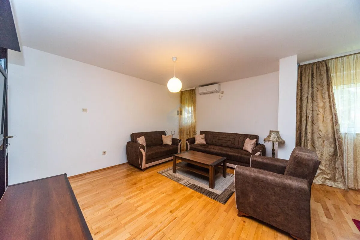 Izdavanje, jednosoban stan, 59m², Blok 5, Podgorica