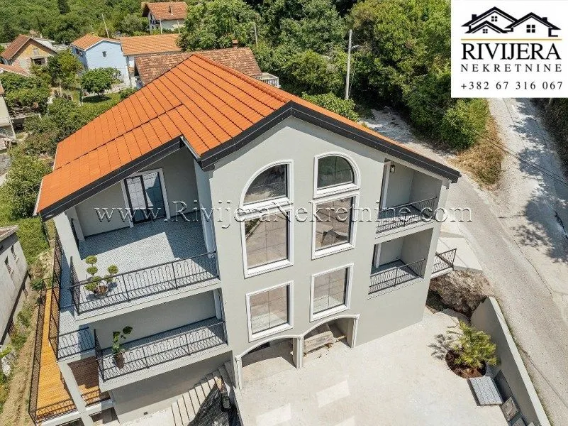 Prodaja, trosoban stan, 122m², Herceg Novi, Crna Gora