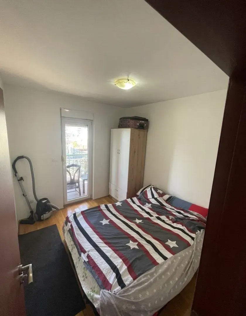 Rent, one bedroom apartment, 40m², Krivi Most, Podgorica