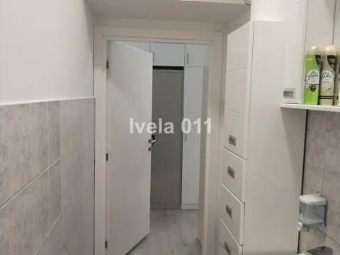Izdavanje, poslovni prostor, 35m², Savski Venac, Beograd - image 8