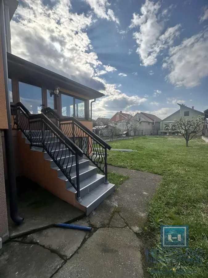 Prodaja, kuća, 300m², Ćuprija, Srbija