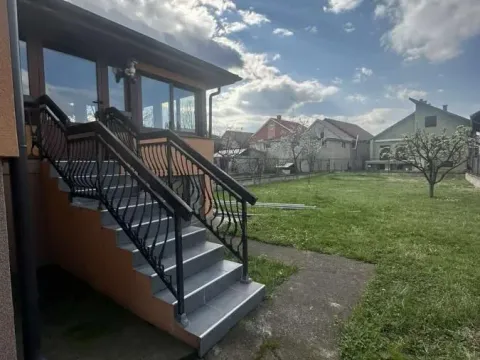 Prodaja, kuća, 300m², Ćuprija, Srbija - image 16