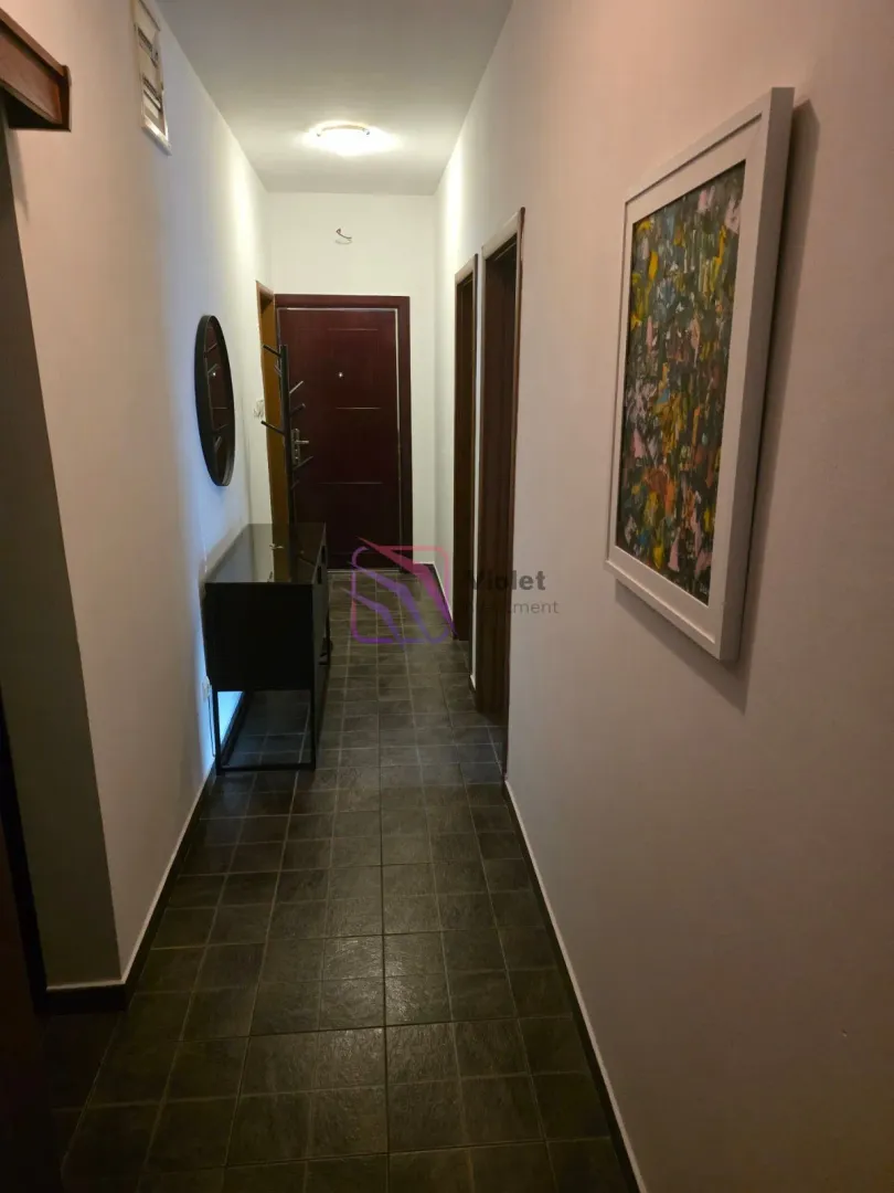 Izdavanje, dvosoban stan, 69m², Stari Aerodrom, Podgorica