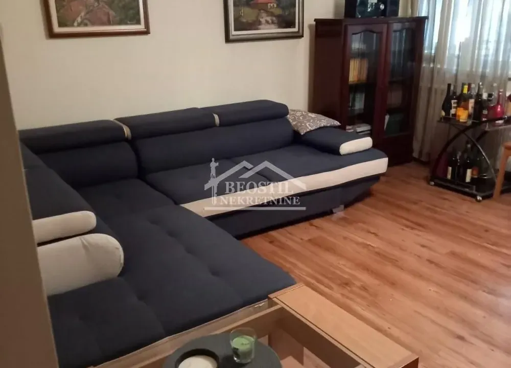 Prodaja, dvosoban stan, 52m², Zemun Sve Podlokacije, Beograd