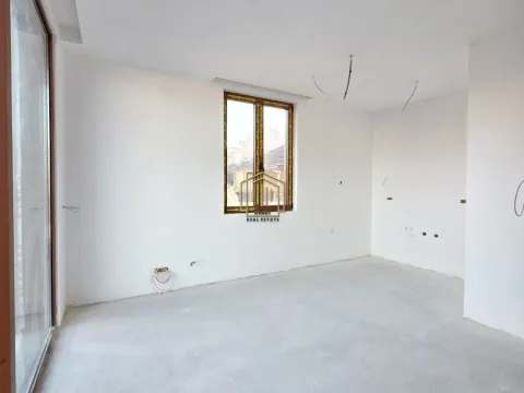 Sale, one bedroom apartment, 40m², Stari Aerodrom, Podgorica - image 6