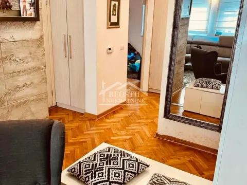Sale, three bedroom apartment, 74m², Crveni Krst, Beograd - image 12