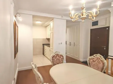 Izdavanje, trosoban stan, 96m², Đeram Pijaca, Beograd - image 6