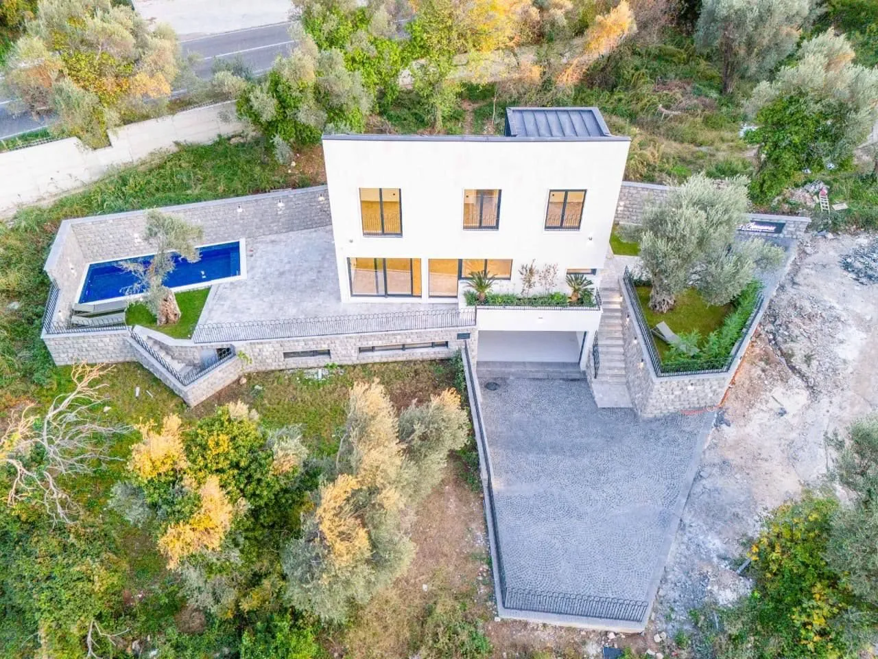 Sale, house, 240m², Kamenovo, Budva