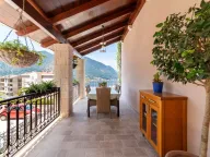 Prodaja, dvosoban stan, 112m², Dobrota, Kotor - image 22