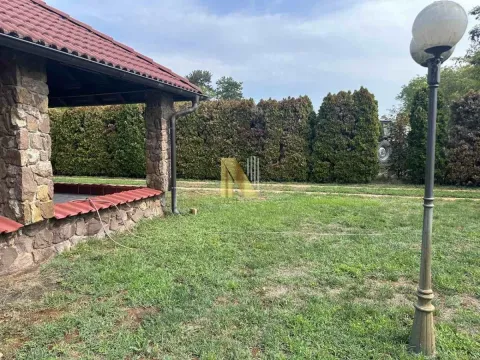 Prodaja, kuća, 196m², Vrbas, Novi Sad - image 8