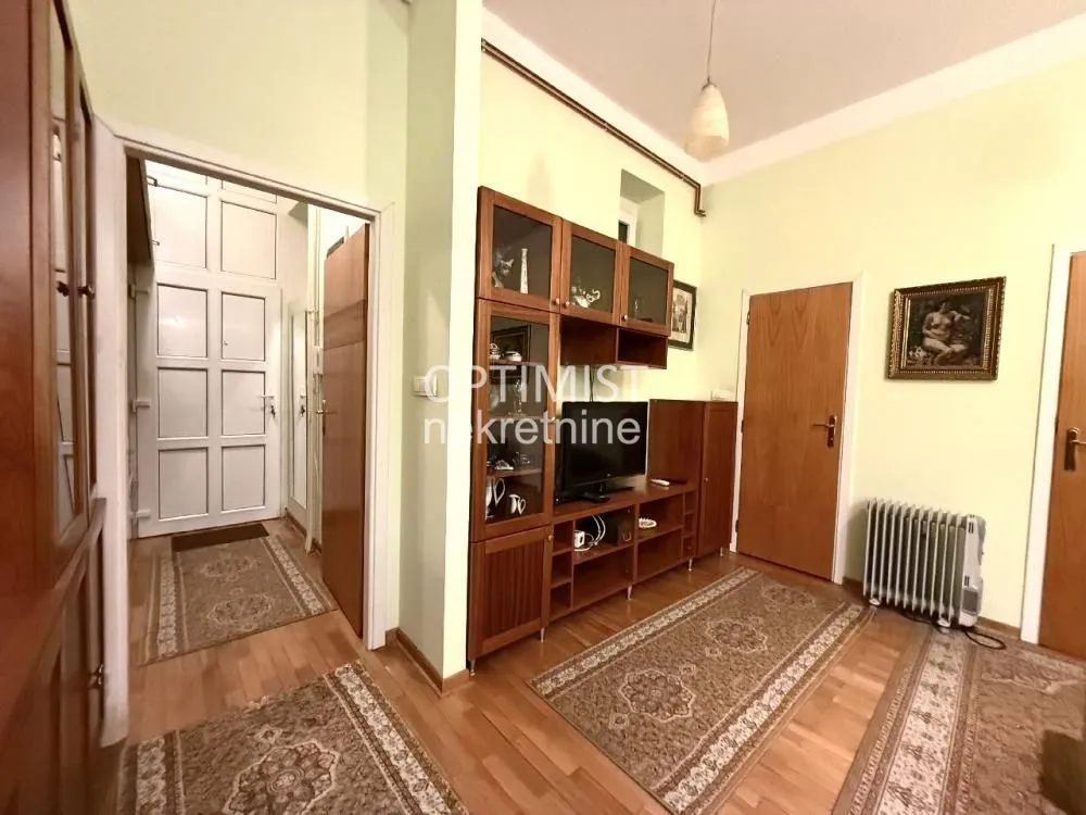 Rent, two bedroom apartment, 45m², Stari Grad, Beograd