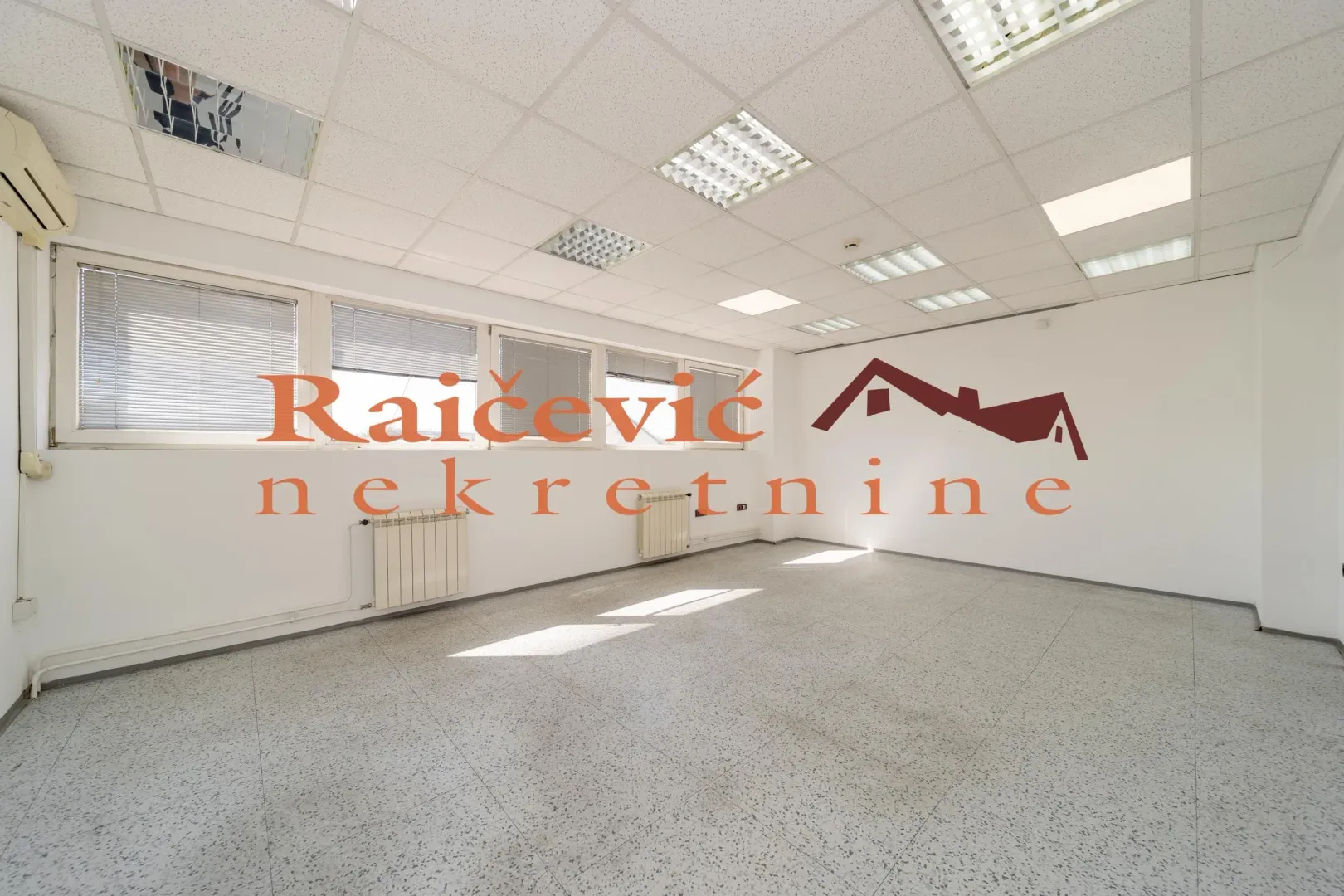 Rent, office space, 216m², Zemun Gornji Grad, Zemun Sve Podlokacije