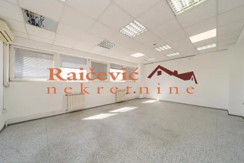 Rent, office space, 216m², Zemun Gornji Grad, Zemun Sve Podlokacije - image 15