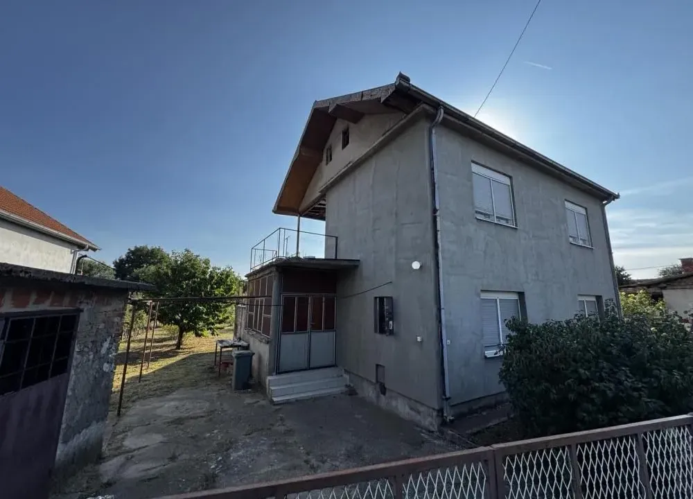 Sale, house, 188m², Beška, Inđija