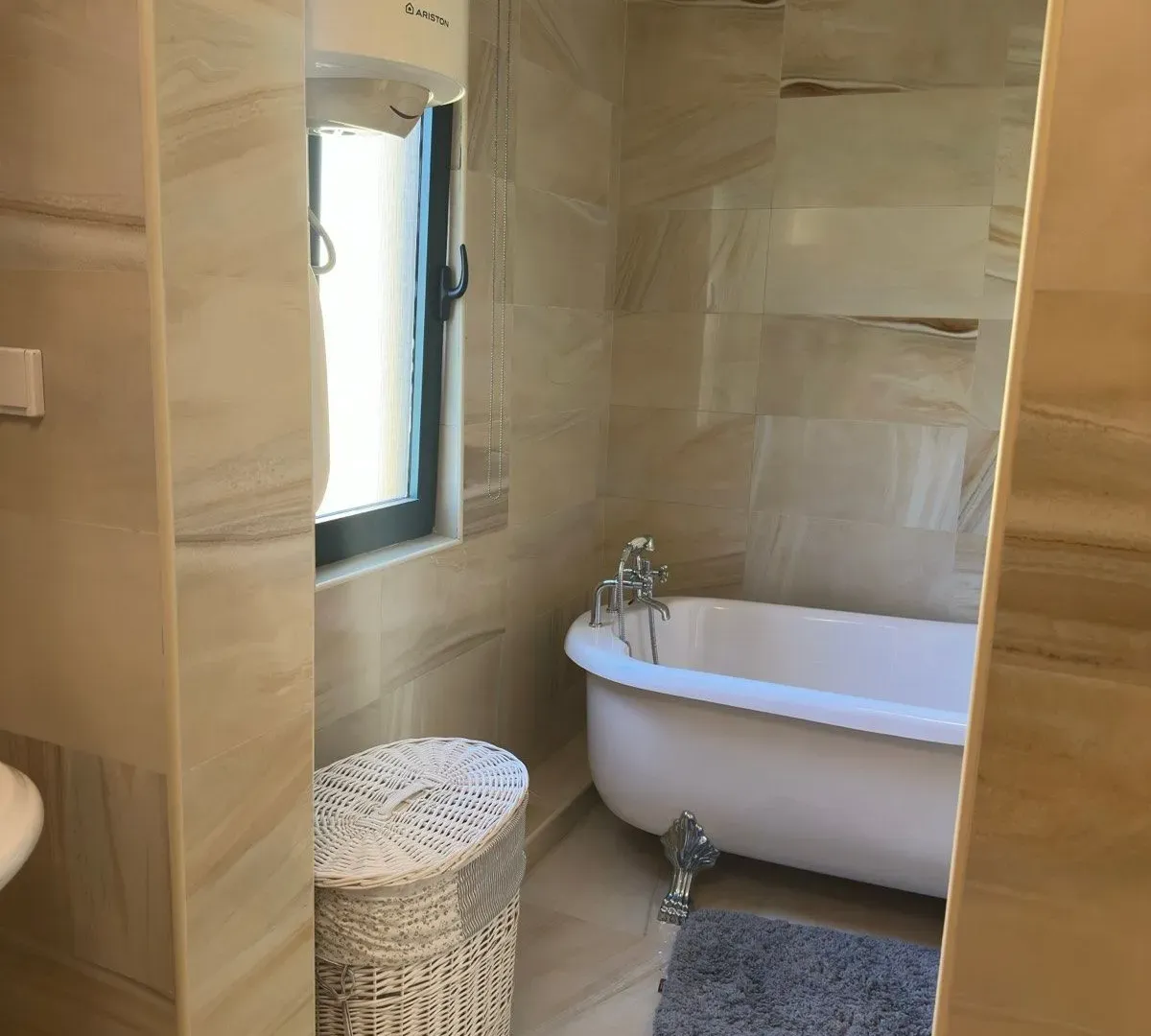 Rent, house, 176m², Lastva Grbaljska, Kotor