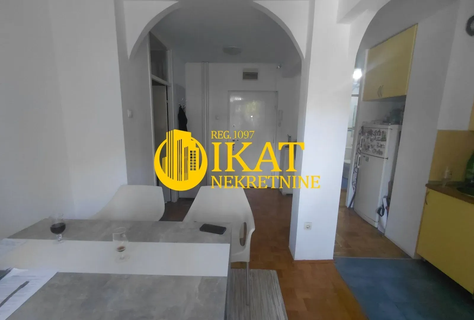 Prodaja, dvosoban stan, 53m², Stari Grad, Beograd