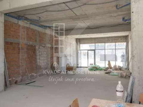 Rent, office space, 90m², Vezirov Most, Podgorica - image 2