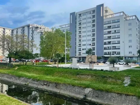 Izdavanje, jednosoban stan, 45m², Centar, Bar - image 13