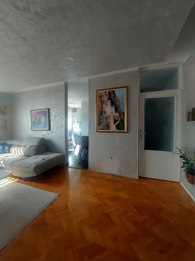 Prodaja, jednosoban stan, 60m², Integralovo, Nikšić