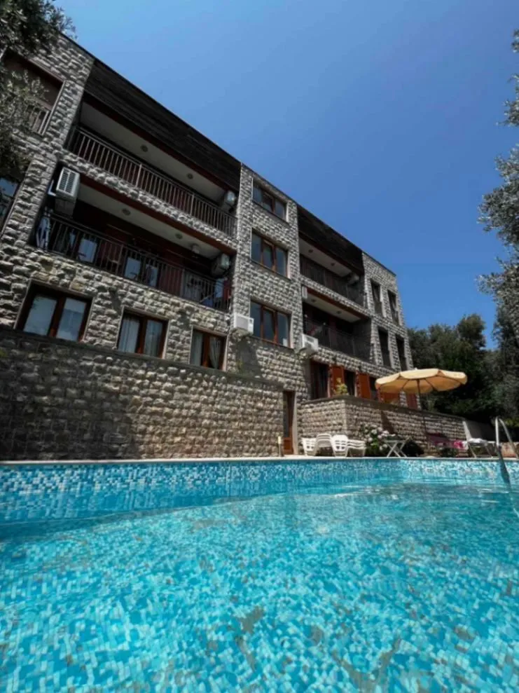 Sale, one bedroom apartment, 54m², Petrovac, Budva