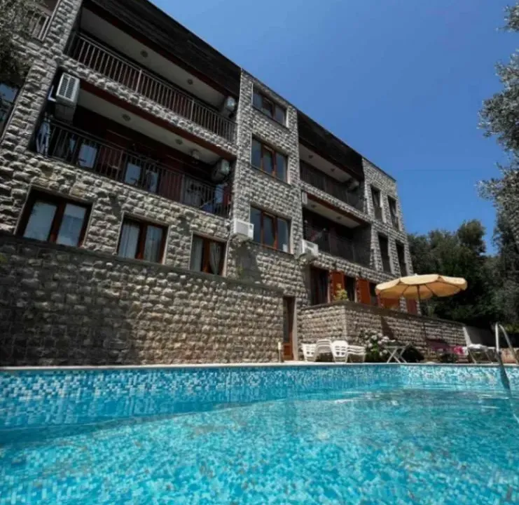 Sale, one bedroom apartment, 54m², Petrovac, Budva