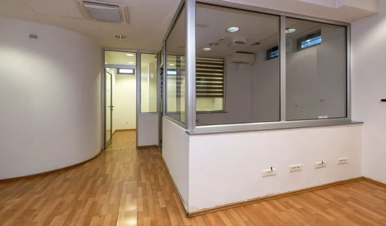 Sale, office space, 157m², Podgorica, Crna Gora