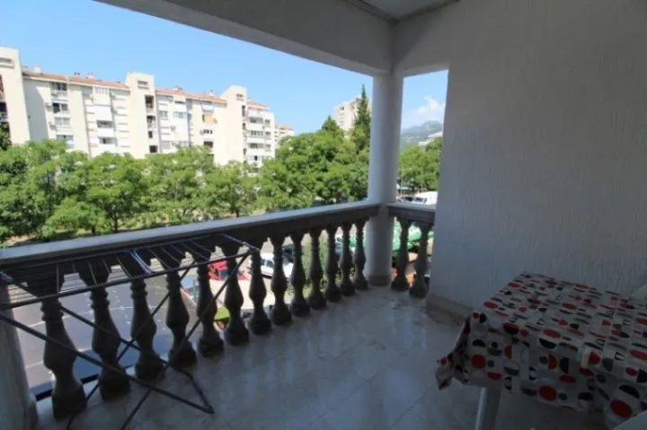 Izdavanje, stan, 45m², Makedonsko naselje, Bar