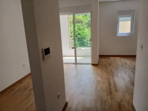 Sale, studio apartment, 31m², Bečići, Budva - image 3
