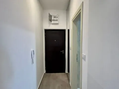 Sale, one bedroom apartment, 40m², Bar, Crna Gora - image 3