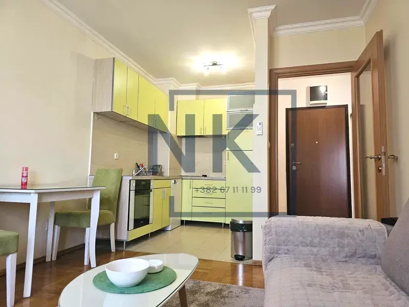 Izdavanje, jednosoban stan, 38m², Stari Aerodrom, Podgorica