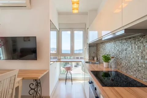 Prodaja, trosoban stan, 84m², Bečići, Budva - image 13