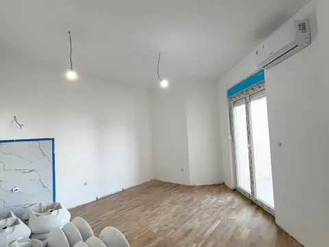 Prodaja, jednosoban stan, 30m², Zabjelo, Podgorica - image 2