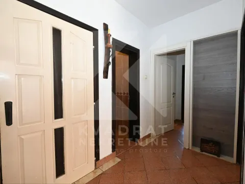 Rent, two bedroom apartment, 93m², Tološi, Podgorica - image 14