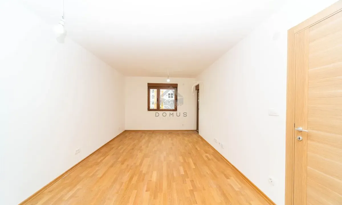 Prodaja, jednosoban stan, 38m², Stari Aerodrom, Podgorica