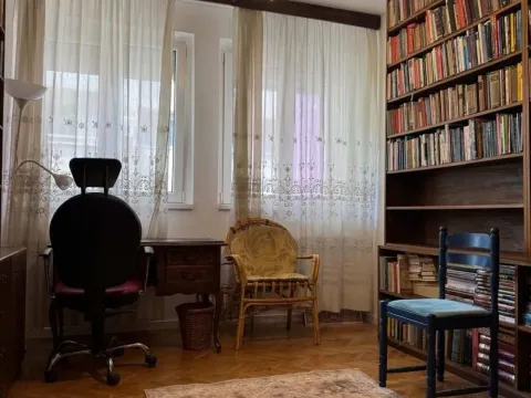 Izdavanje, trosoban stan, 80m², Kalenić Pijaca, Vračar Sve Podlokacije - image 12