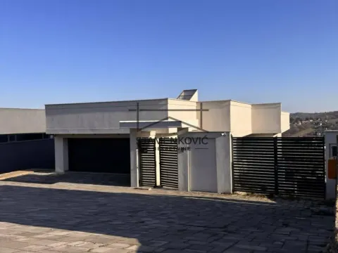 Prodaja, kuća, 230m², Tatarsko brdo, Petrovaradin - image 16